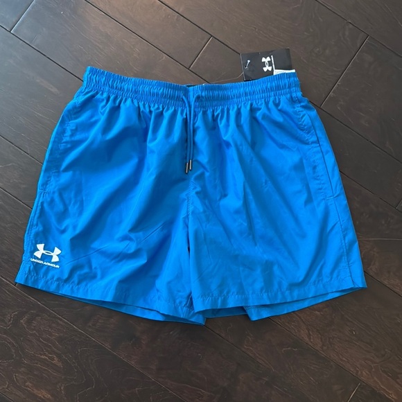 Under Armour Blue Athletic Training Shorts NWT L - Picture 1 of 10
